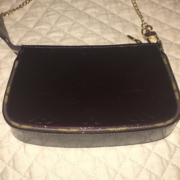 Louis Vuitton Vernis Mini Pochette Amarante Patent Leather Bag Brand New - Picture 7 of 14